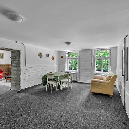 Pod Marianskou Horou 게스트하우스 Desná