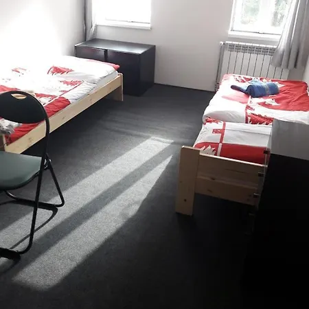Pod Marianskou Horou Πανσιόν Desná