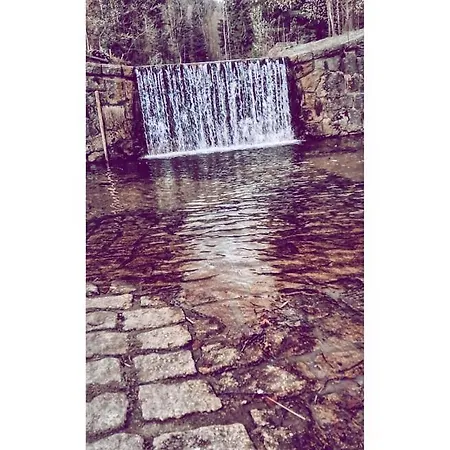 Pod Marianskou Horou Desná