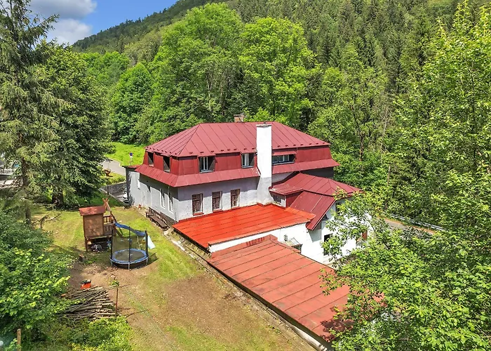Pod Marianskou Horou 4* Desná